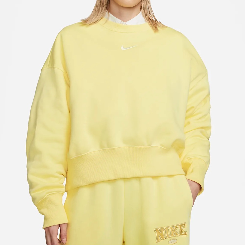 Nike Phoenix fleece pullover. Size small. Worn maybe twice. Yellow.